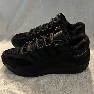 Nike Black Sneakers with Gray Details. KD18. Size 10.5